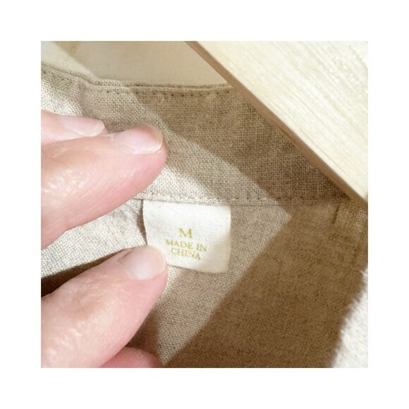 Caslon Women Medium Sand Beige Button Down Blouse Tunic - Picture 4 of 5